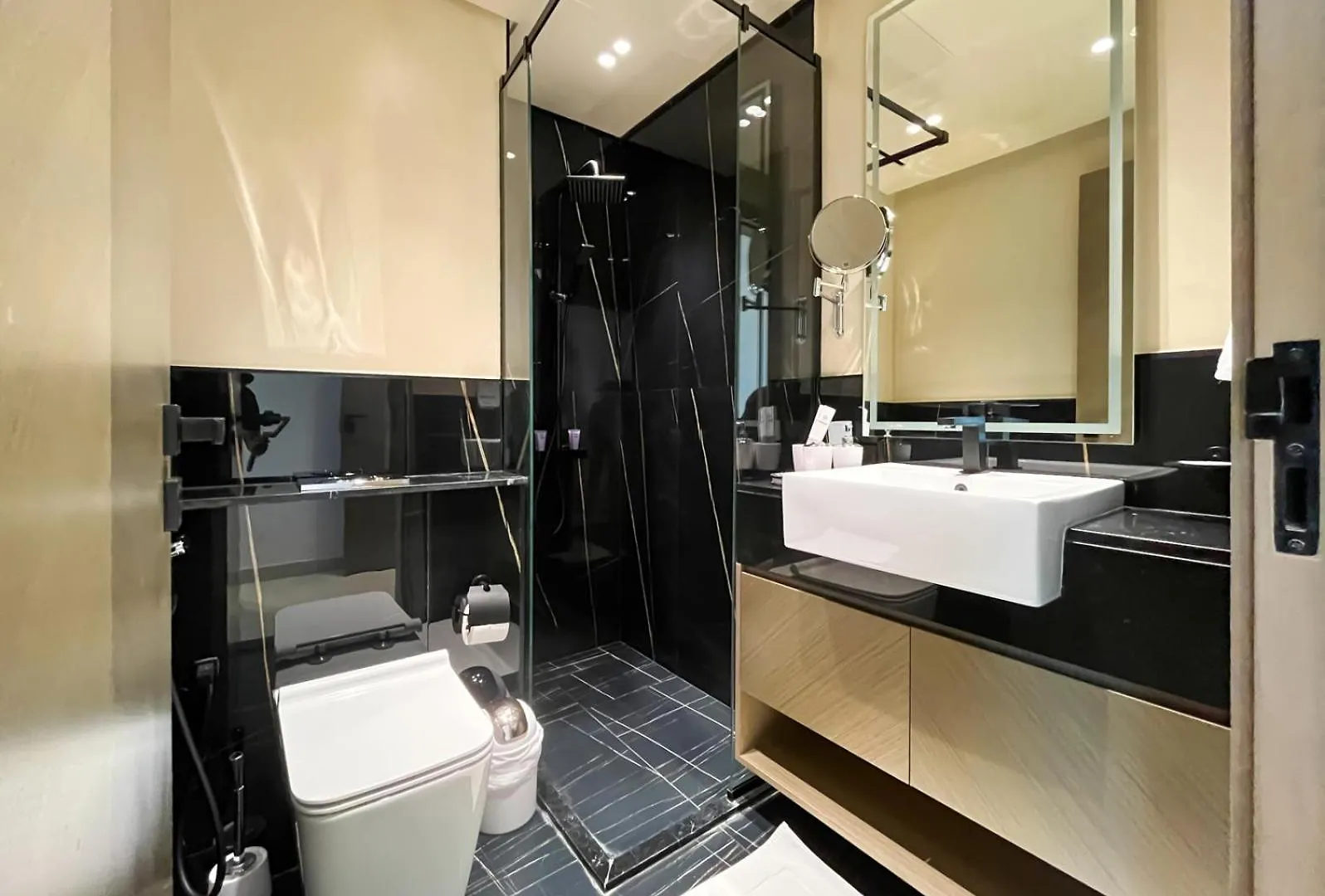Livbnb-Classy 2B With Jacuzzi & Burjkhalifa View Dubai United Arab Emirates